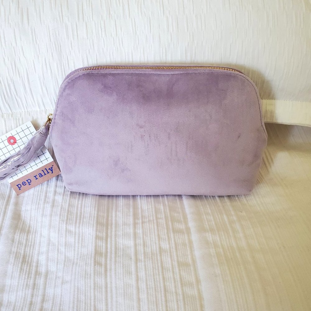 COPY - BRAND NEW WOMENS WALLET OR MAKEUP BAG